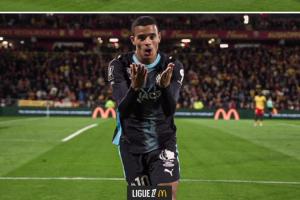 这射术🤯格林伍德弧顶不停球搓射死角，开季各赛事12场8球4助