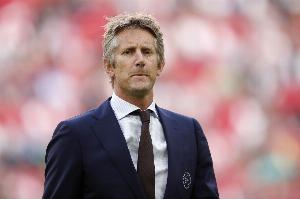 沪媒：蒋光太参与海港赛前合练 范德萨明晚将揭晓海港吉祥物