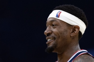 刚复出还需要时间！比尔8中3拿到9分1板2助