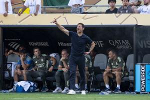 皇马赛季前11轮西甲比赛取胜10场，队史第5次+本世纪第2次