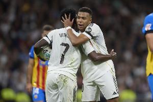 马卡：维尼修斯罚点球让姆巴佩错失戴帽的机会，后者选择沉默