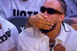 最佳队友😂狄龙在板凳上骂人 利弗斯挡住他的嘴还帮他顶罪