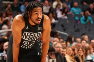 托马斯受伤！记者：篮网战绩更有“保障”了 但他下份合同更难了