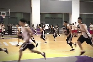 笑死！徐静雨将勇士杜兰特设定为老1.5 并让女主播如实原话转达给追梦