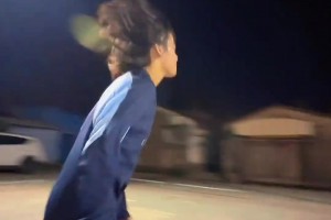 😎小学生变大佬，库里拍摄广告大佬气势十足！