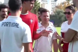 名场面！本泽马：C罗和贝尔当面嘲讽我，但是我无力反驳！